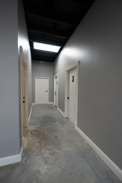 More Photos Of 12633 Shiloh Church Rd, Houston Warehouse For Sale