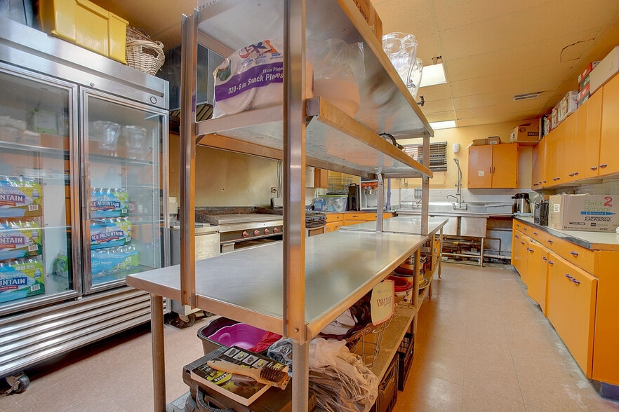 More Photos Of 1321-1323 S Austin Blvd, Cicero Religious Facility For Sale