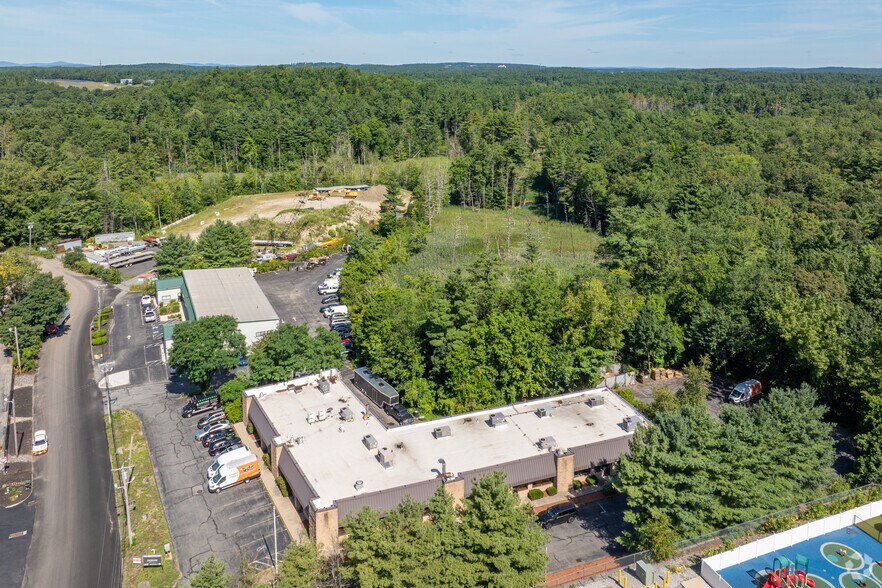 More Photos Of 1 Industrial Way, Tyngsborough Flex For Sale