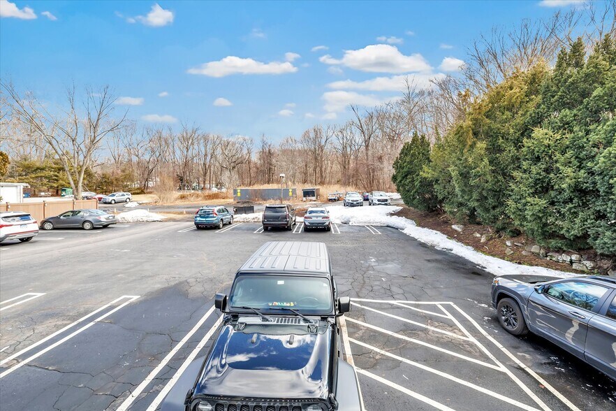 More Photos Of 657 Orange Center Rd, Orange Office For Sale