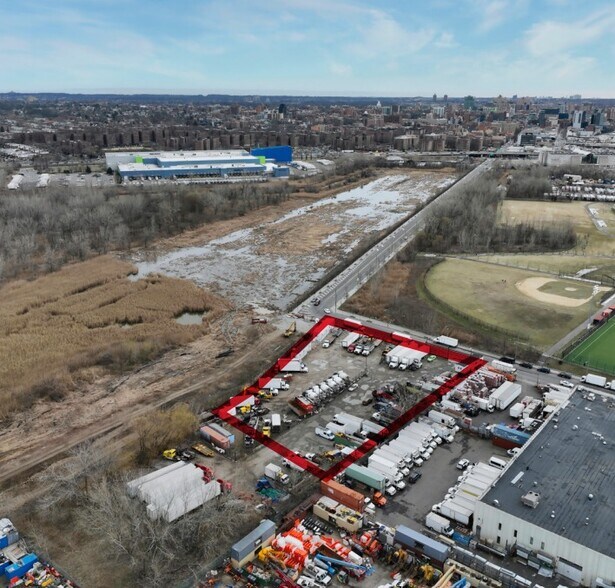 More Photos Of 13105 23rd Ave, College Point Land For Lease