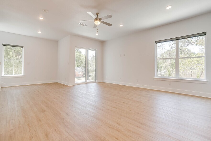 More Photos Of , Fort Worth Multifamily For Sale