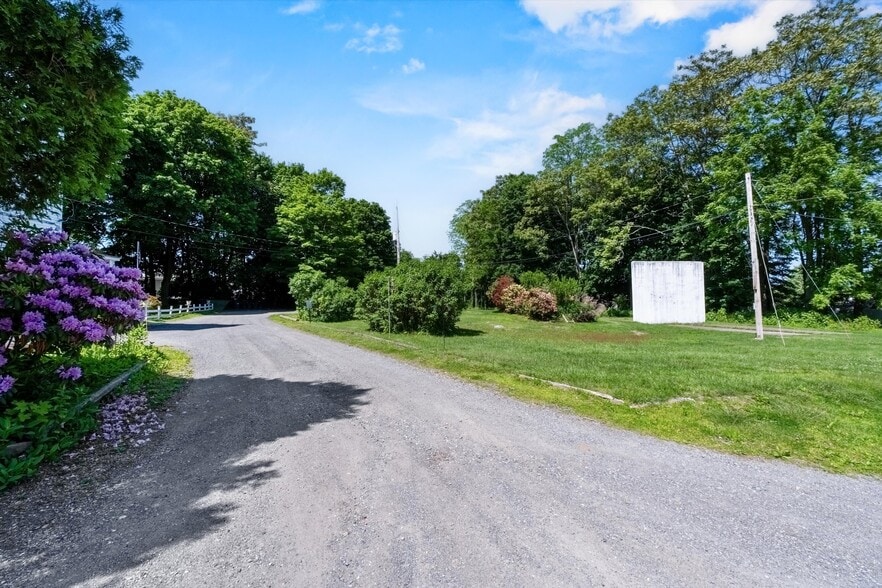 More Photos Of 1860 E Main St, Mohegan Lake Land For Sale