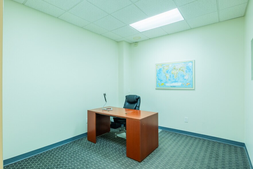 More Photos Of 663 Pennsylvania Ave, Elizabeth Warehouse For Lease