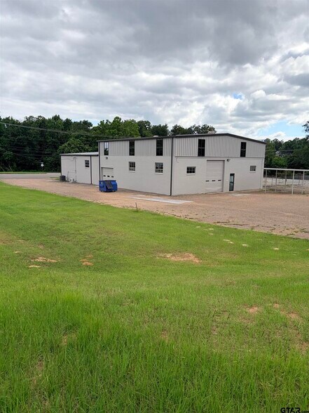 More Photos Of 2100 E Front St, Tyler Light Manufacturing For Lease