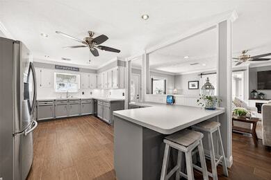 More Photos Of 10550 Brinkmeyer Rd, Needville Flex For Sale