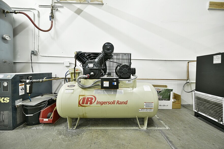 More Photos Of 1744 Forrest Way, Carson City Manufacturing For Sale