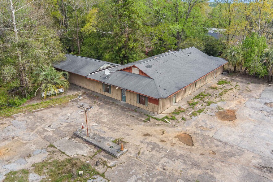 More Photos Of 11100 US-45, Chunchula Freestanding For Sale