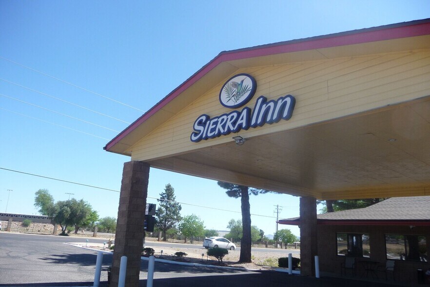 More Photos Of 3460 E Fry Blvd, Sierra Vista Hotel For Sale