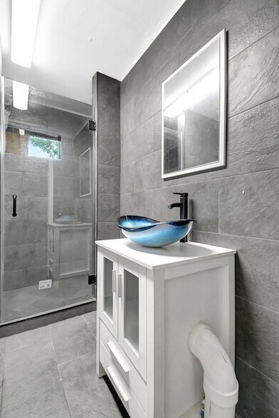 More Photos Of 2160 NW 24th St, Fort Lauderdale Land For Sale