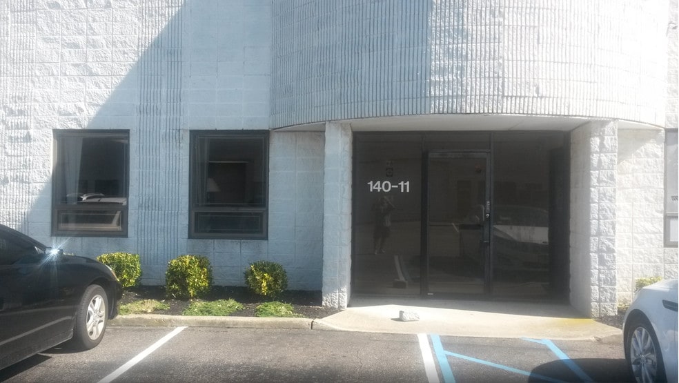 More Photos Of 140 Keyland Ct, Bohemia Warehouse For Sale