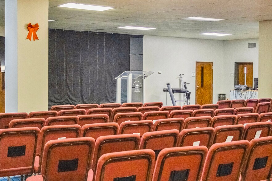 More Photos Of 4528 Rockbridge Rd, Stone Mountain Religious Facility For Sale