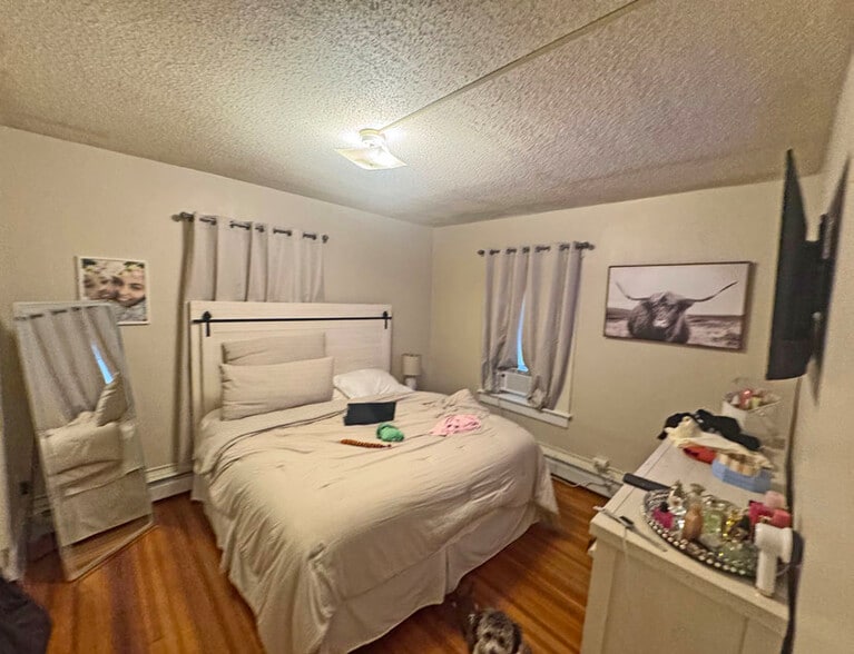 More Photos Of 68 Booth St, New Britain Apartments For Sale