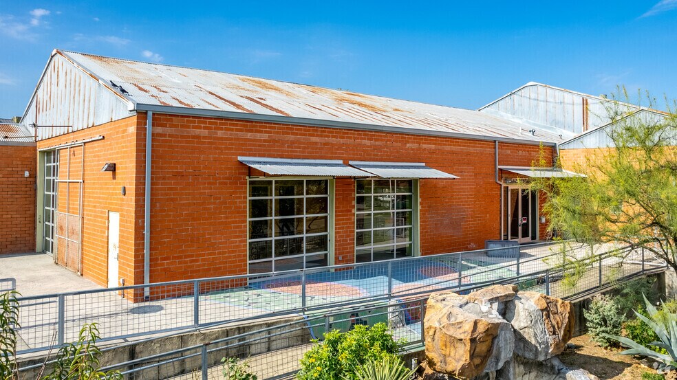 More Photos Of 1518 S Alamo St, San Antonio Loft Creative Space For Lease