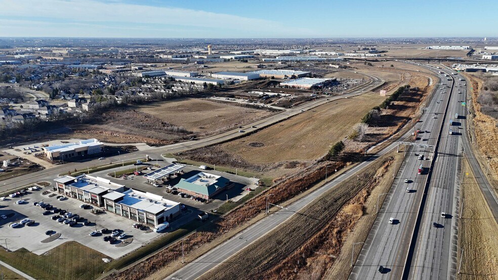 Primary Photo Of Plum Dr @ 100th St, Urbandale Land For Sale