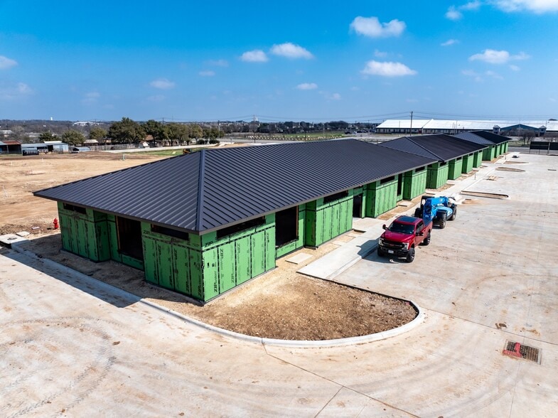 More Photos Of 800 S FM 1626, Buda Unknown For Lease