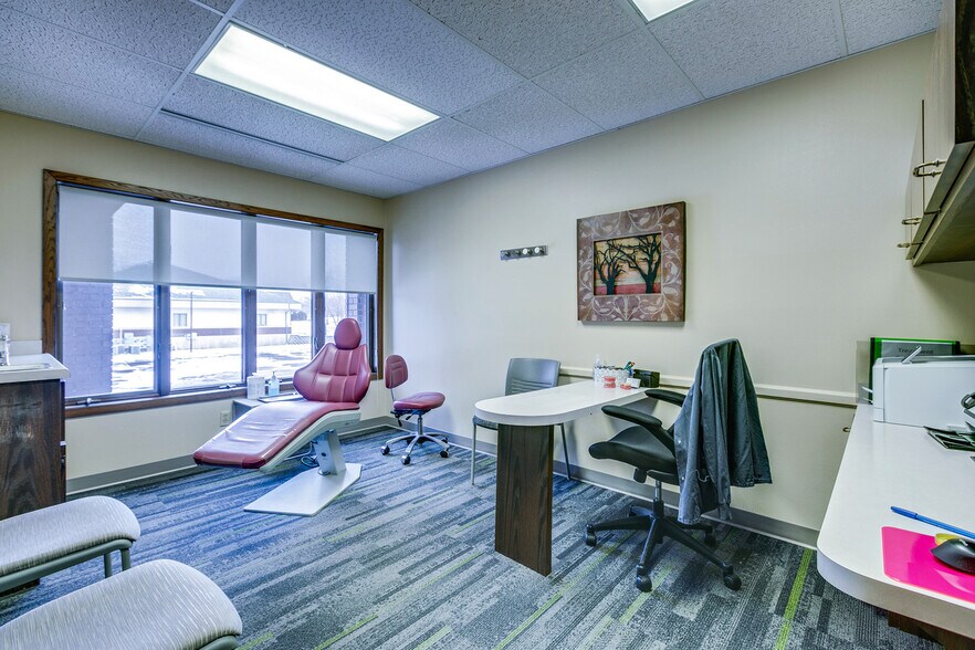 More Photos Of 2480 White Bear Ave N, Maplewood Medical For Sale