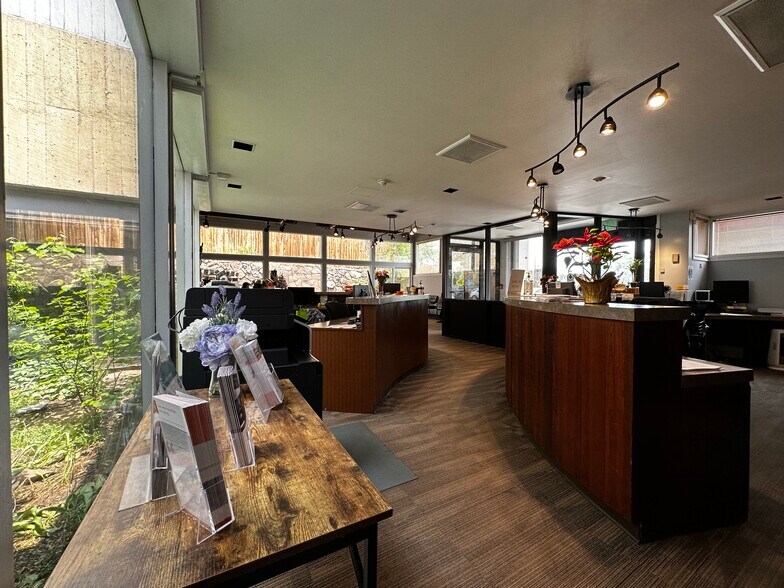 More Photos Of 1805 Kipling St, Lakewood Medical For Sale