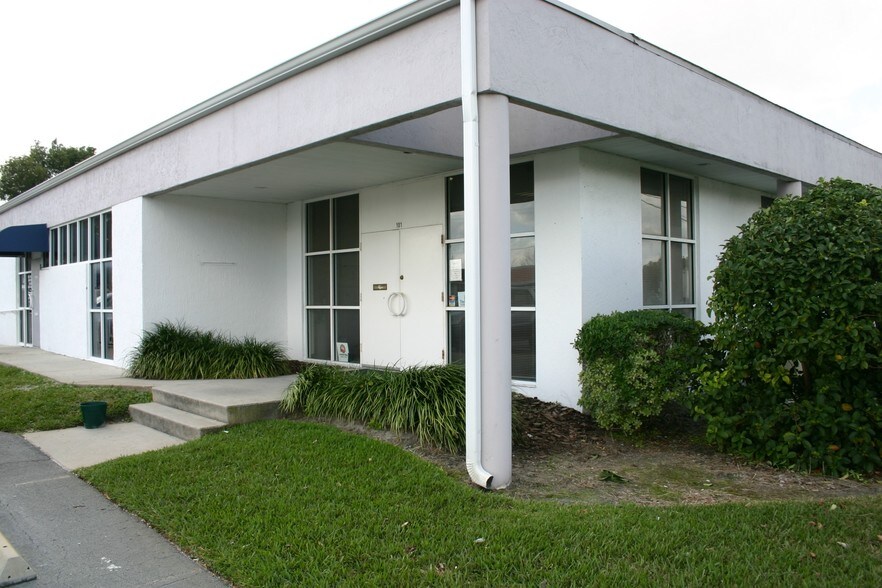 More Photos Of 1088 E Altamonte Dr, Altamonte Springs Office For Lease