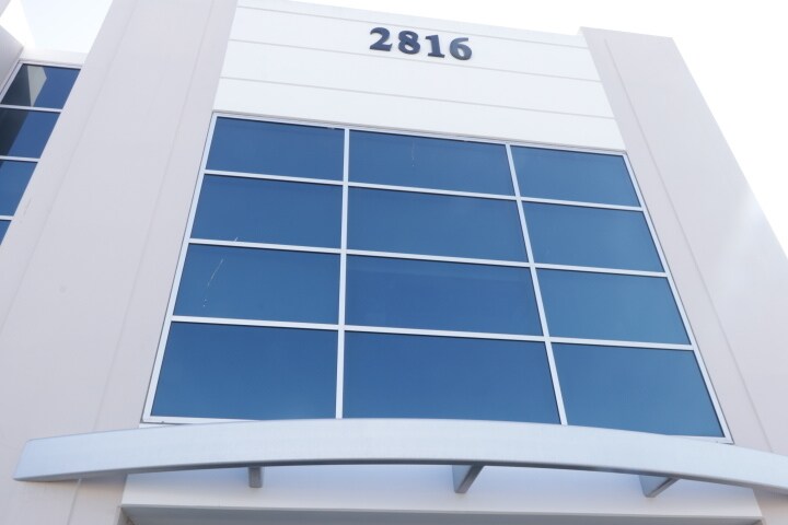 More Photos Of 2816 Columbia St, Torrance Light Distribution For Lease