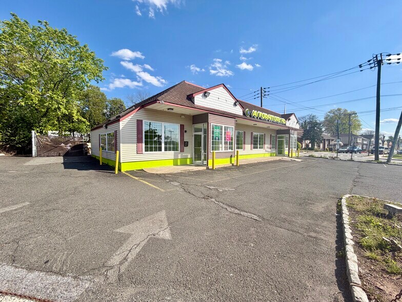 More Photos Of 1989-2001 Springfield Ave, Maplewood Freestanding For Sale