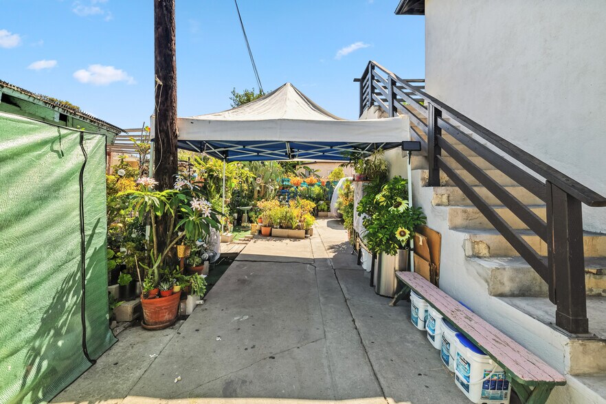 More Photos Of 716 Echandia St, Los Angeles Apartments For Sale