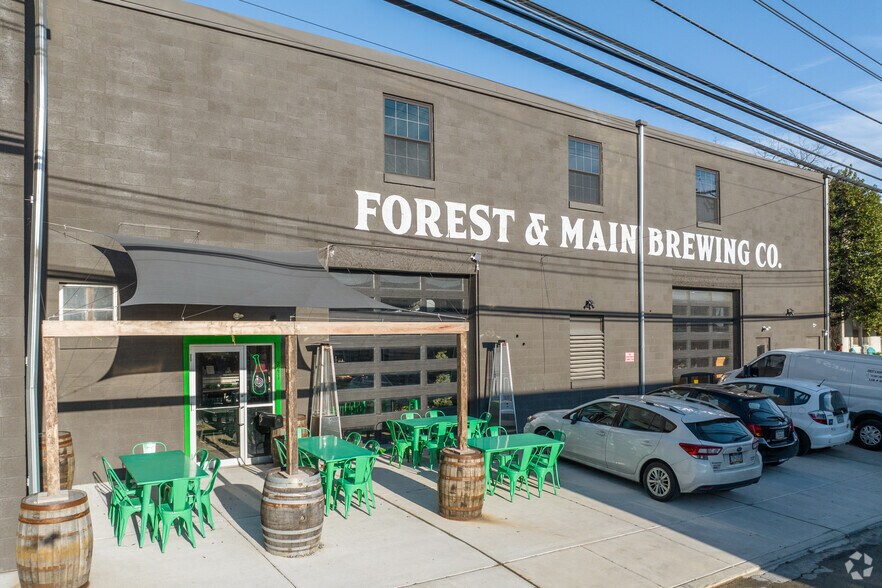 More Photos Of 245 N Main St, Ambler Warehouse For Lease