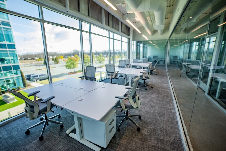 More Photos Of 2500 NE 11th St, Bentonville Coworking Space