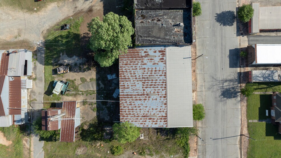 More Photos Of 68 First st, Hawkinsville Warehouse For Sale