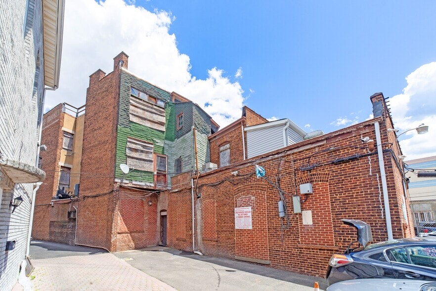 More Photos Of 324 Morris Ave, Elizabeth Apartments For Sale