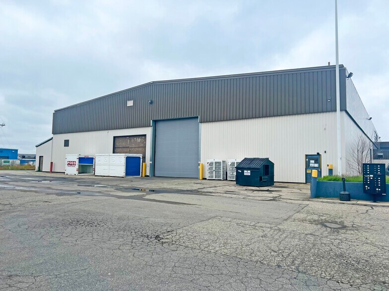 More Photos Of 1 Madison St, South Portland Manufacturing For Lease