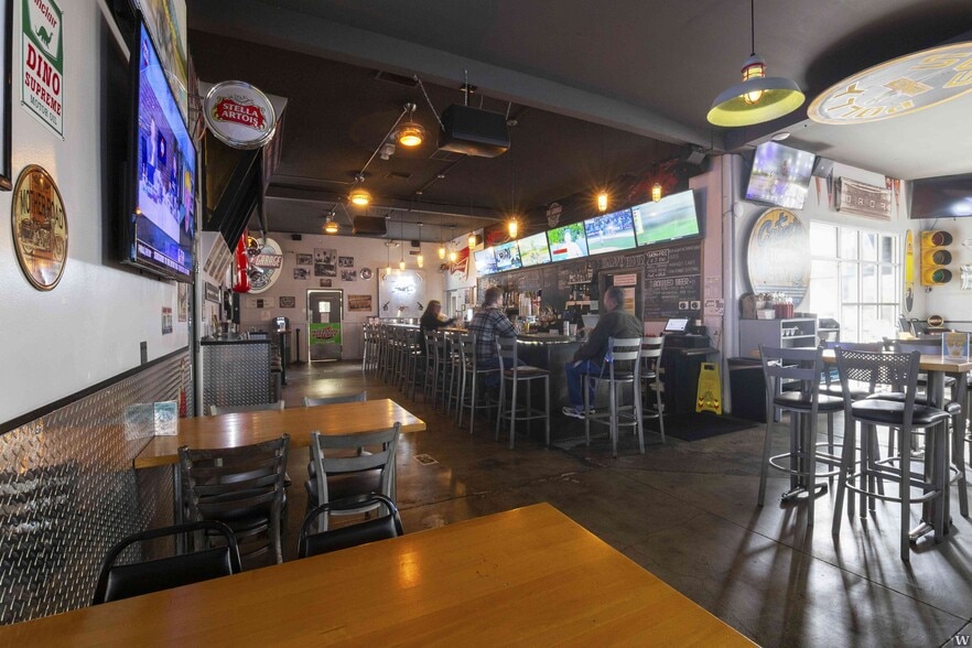 More Photos Of 3387 Motor Ave, Los Angeles Restaurant For Lease