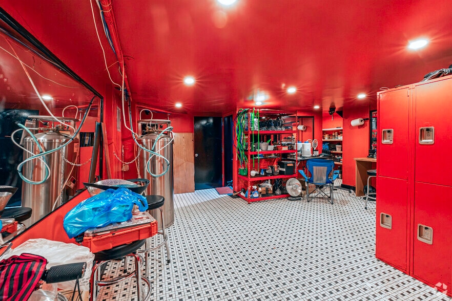 More Photos Of 100 E 116th St, New York Storefront Retail Residential For Lease