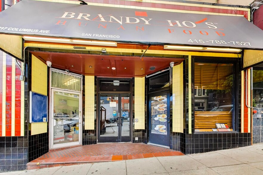 More Photos Of 217 Columbus Ave, San Francisco Restaurant For Lease