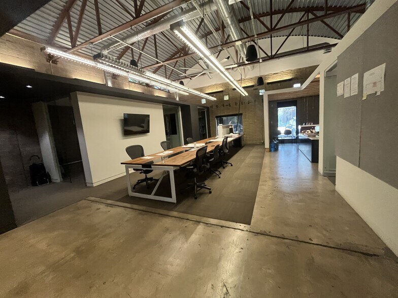 Primary Photo Of 820 N 3rd St, Phoenix Office For Lease