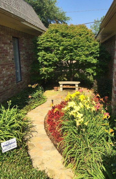 More Photos Of 4110 McKnight Rd, Texarkana Unknown For Lease