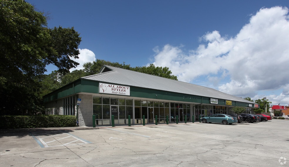 More Photos Of 9766 Old Saint Augustine Rd, Jacksonville Storefront For Lease