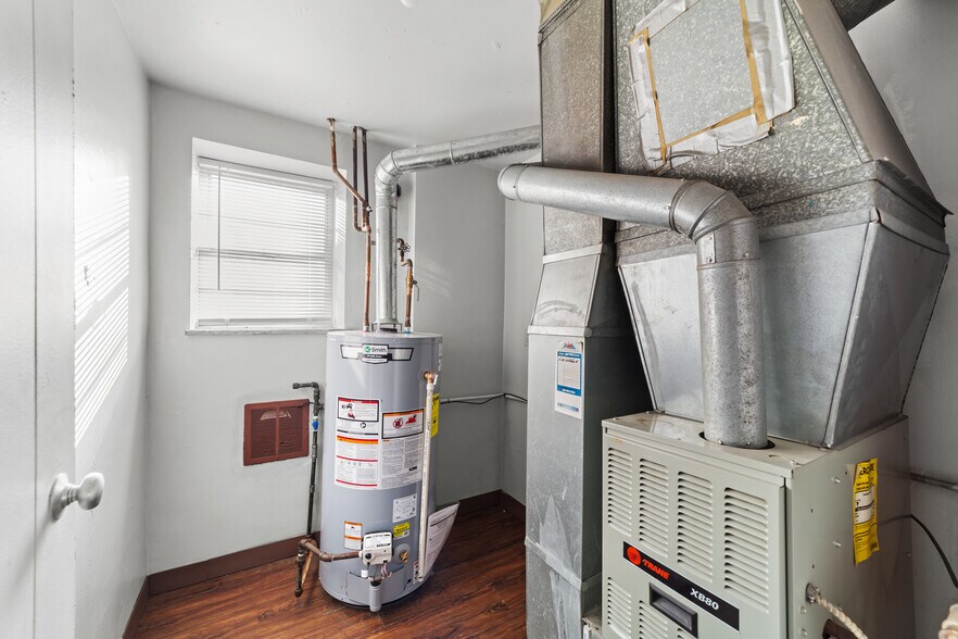 More Photos Of 1105 2nd Ave, Akron Apartments For Sale