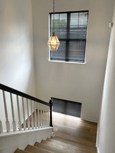 More Photos Of 8912 Stone Green Way, Louisville Office For Lease