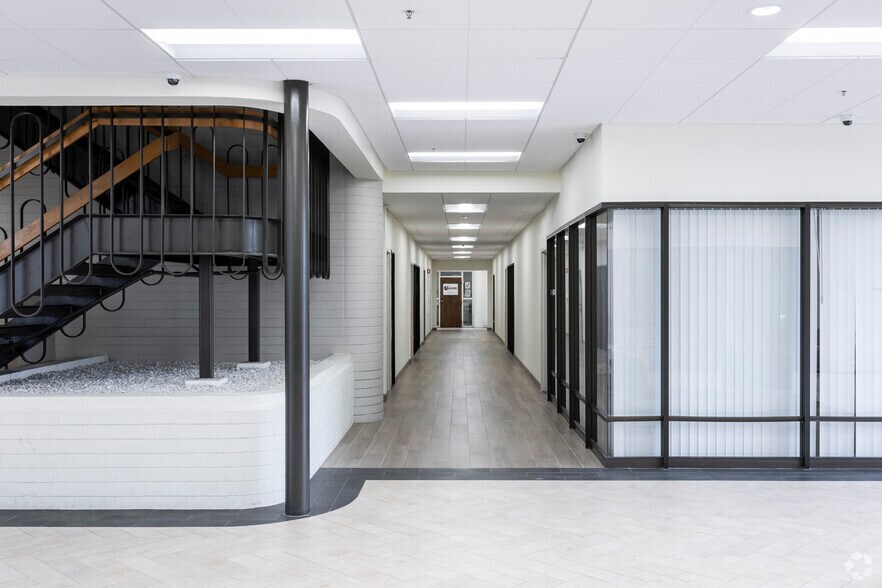 More Photos Of 1530 Meridian Ave, San Jose Office For Sale