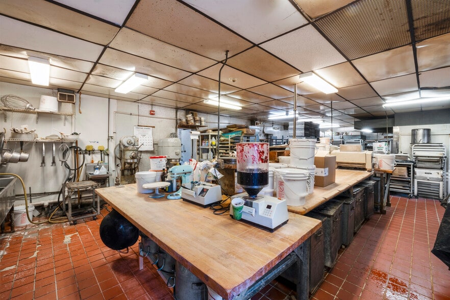 More Photos Of 1245-1251 Chalkstone Ave, Providence Storefront For Sale