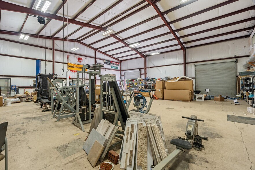 More Photos Of 6802 U S Highway 98, Hattiesburg Flex For Sale