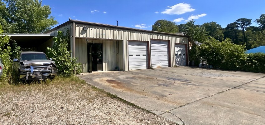 Primary Photo Of 2717 Renfrow Rd, Raleigh Auto Repair For Lease