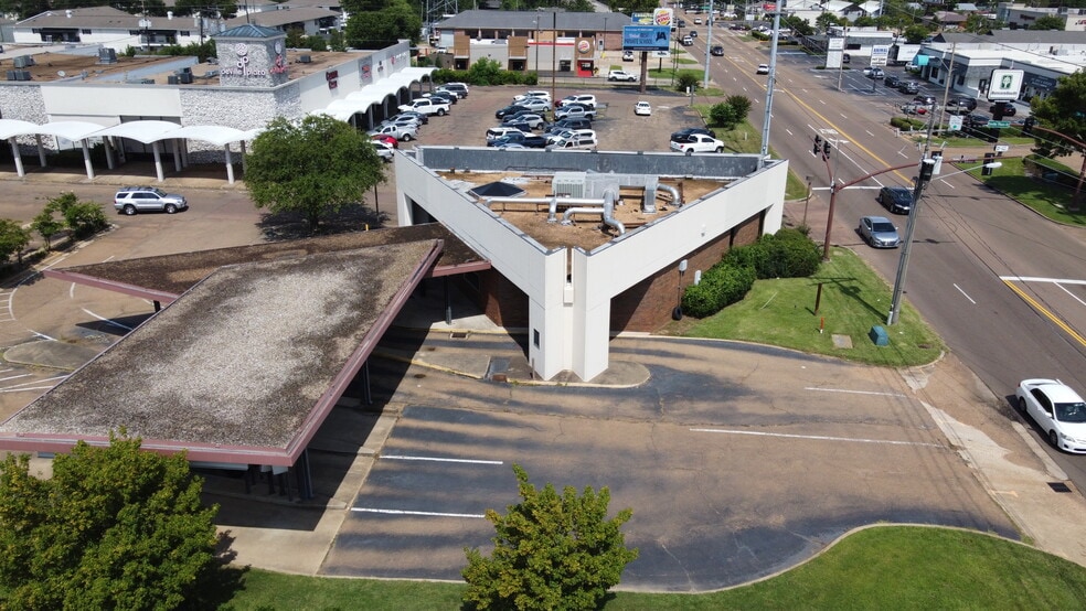 More Photos Of 5070 Interstate 55 N, Jackson Unknown For Lease