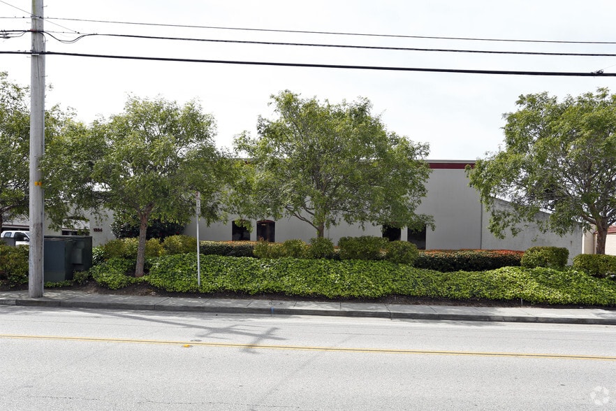 More Photos Of 1334 Brommer St, Santa Cruz Research And Development For Lease