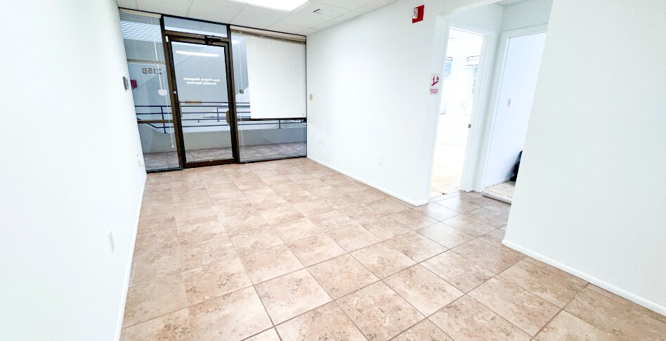 More Photos Of 2477 Stickney Point Rd, Sarasota Medical For Sale