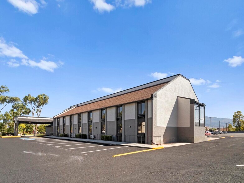More Photos Of 333 N Main St, Richfield Hotel For Sale