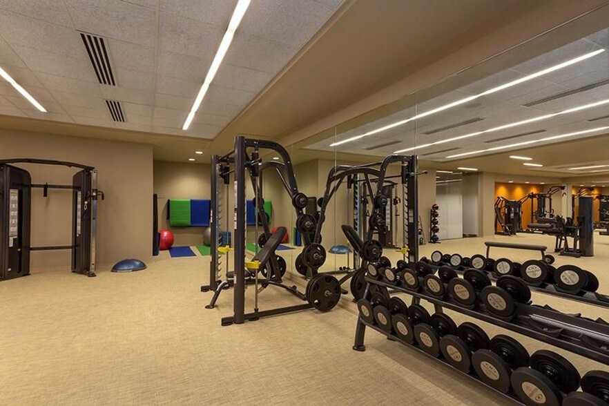 More Photos Of 110 Beverly St, Boston Apartments For Lease