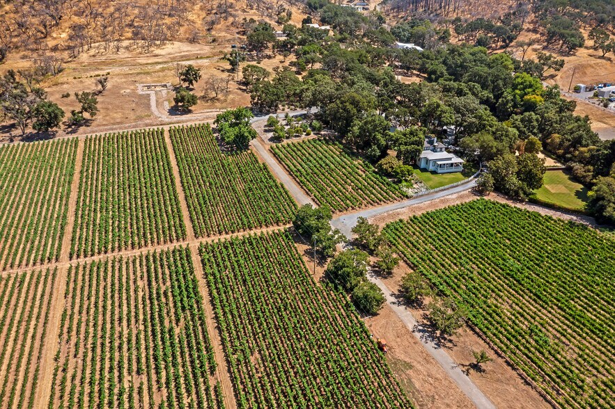 More Photos Of 125 Cristo Ln, Santa Rosa Specialty For Sale