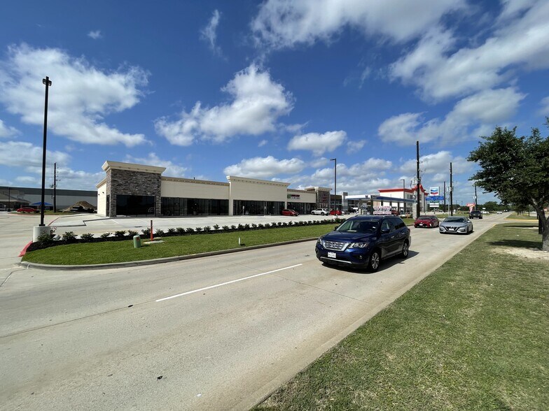 More Photos Of 23135 Morton Ranch, Katy Storefront For Lease